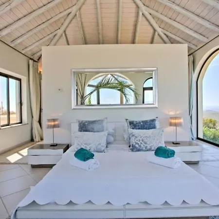 Villa Luxury On Top Of The World - Casa Rupi