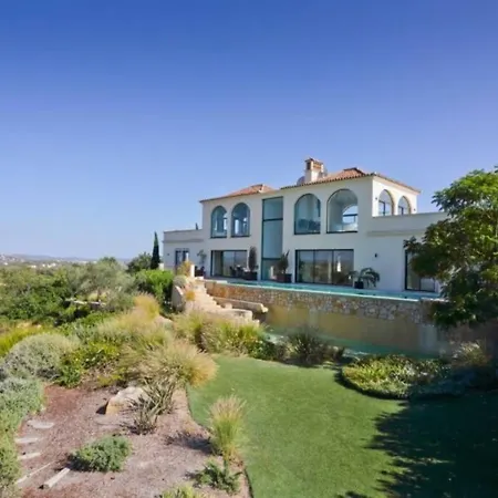 Luxury On Top Of The World - Casa Rupi